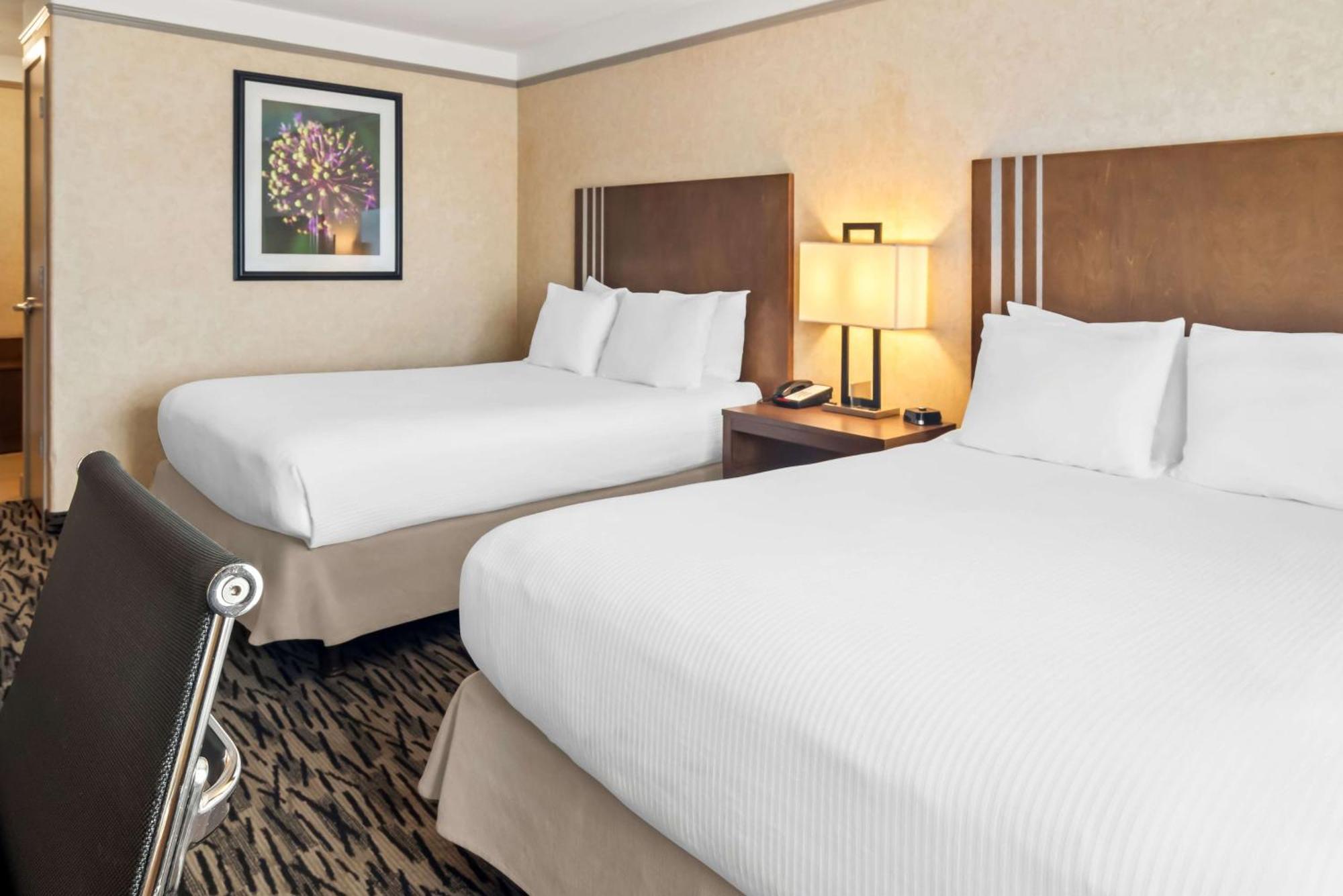 Best Western Plus Pitt Meadows Inn & Suites Екстер'єр фото
